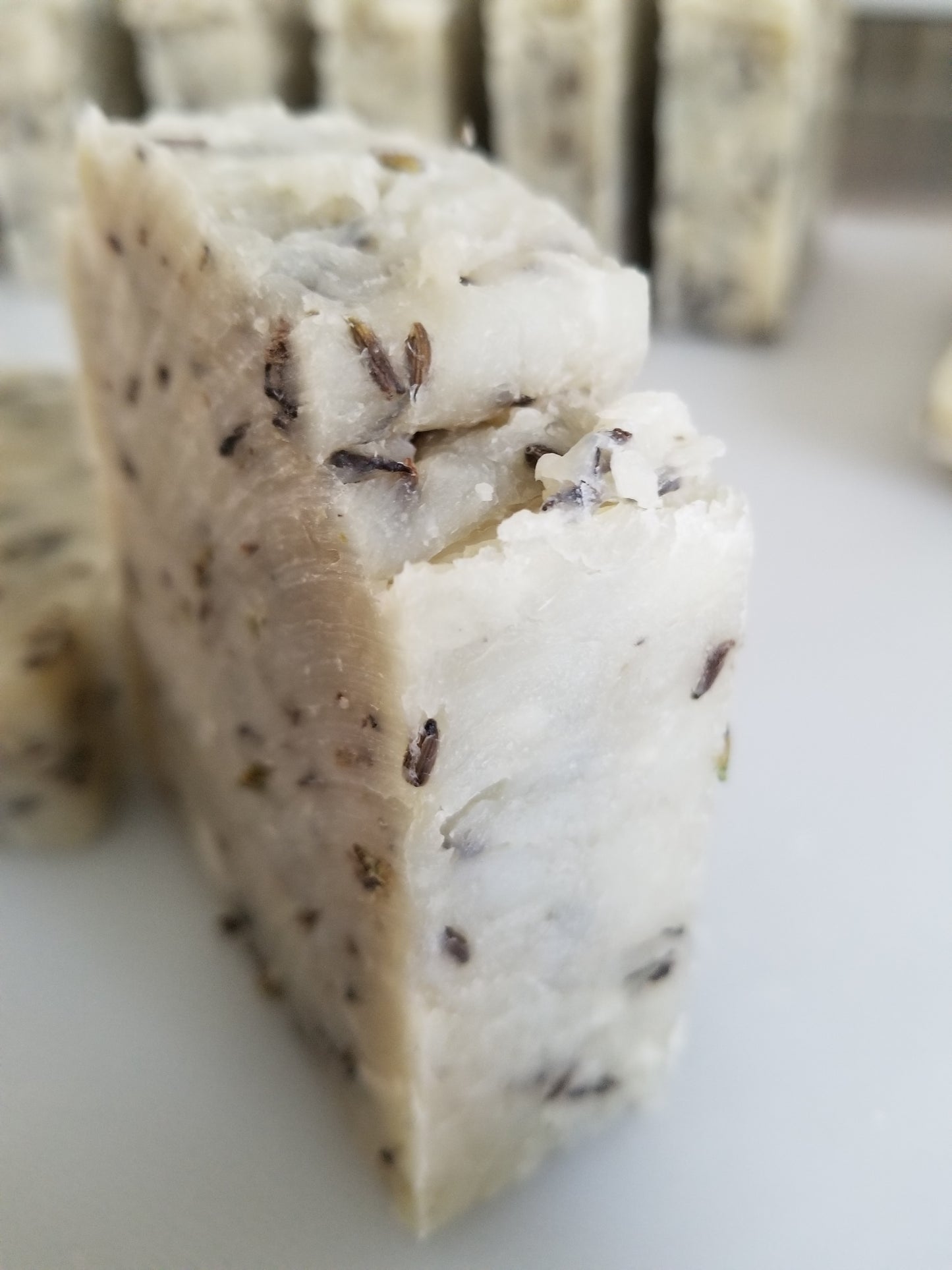 Exfoliating Clay Bar