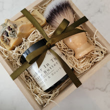 Load image into Gallery viewer, The Art of Selfcare Shave gift Set